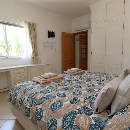 Villa Joia - 3 Bedroom With Swimming Pool In Boliqueime, Near Vilamoura, Algarve