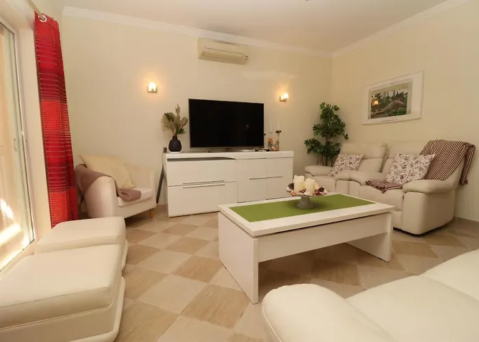 فيلة Joia - 3 Bedroom With Swimming Pool In Boliqueime, Near Vilamoura, Algarve