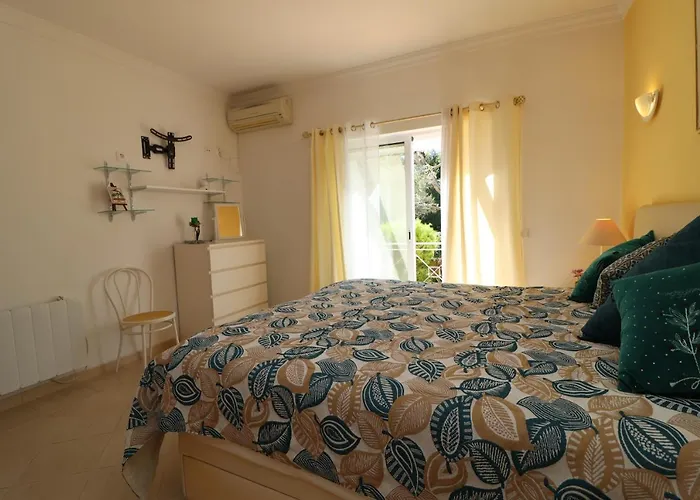 Joia - 3 Bedroom With Swimming Pool In Boliqueime, Near Vilamoura, Algarve فيلة