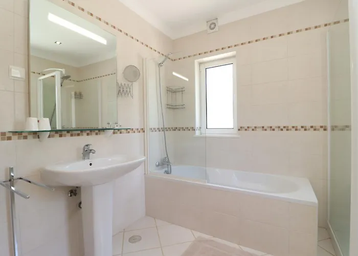 Joia - 3 Bedroom With Swimming Pool In Boliqueime, Near Vilamoura, Algarve *